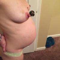 Pregnant Escorts 79